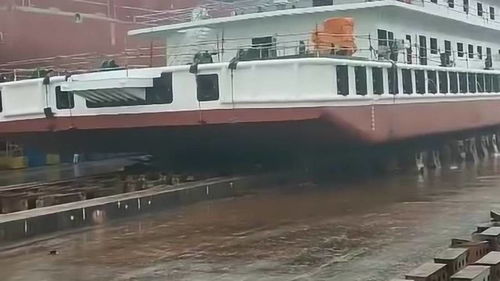 國產(chǎn)船舶順利下水，氣囊技術(shù)彰顯科技突破